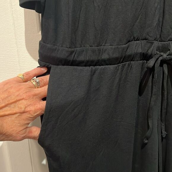 Gap Black Maternity Wrap 3/4 Sleeve Jumpsuit Size M NWT - Picture 7 of 15